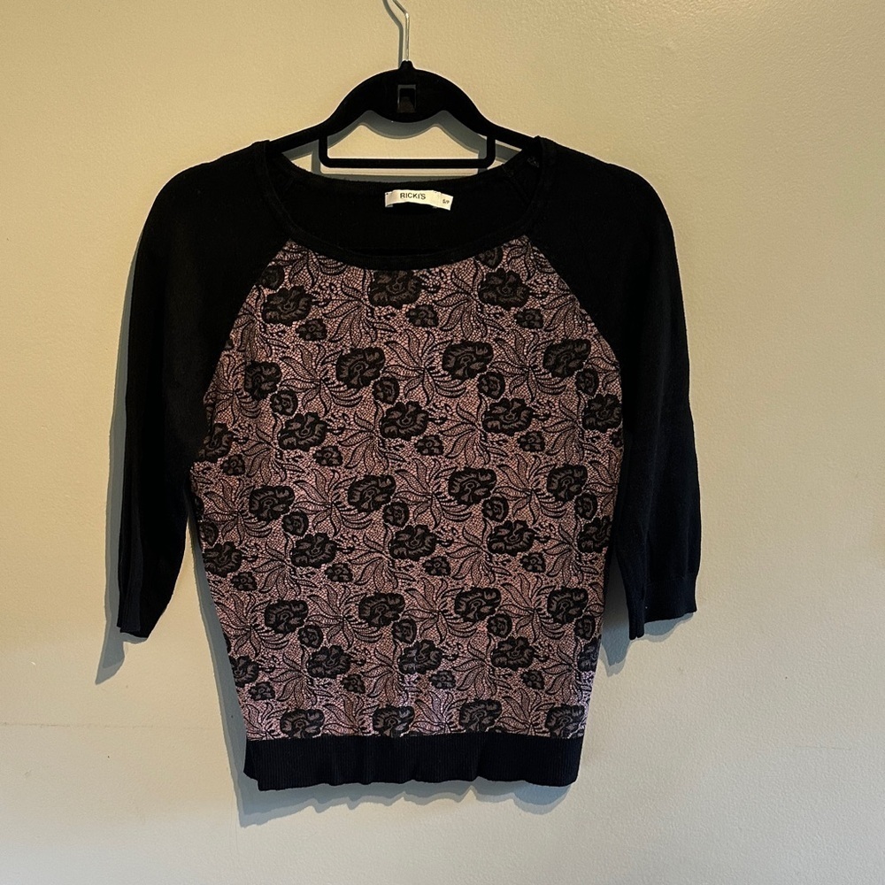 🌸Ricki's Black and Purple Floral Sweater